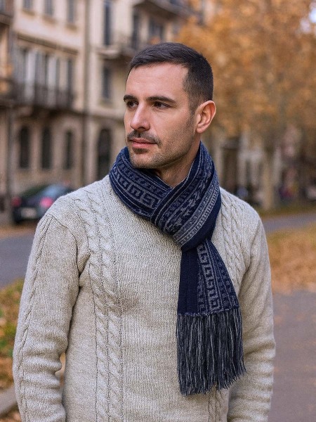 Echarpe-homme-elegante