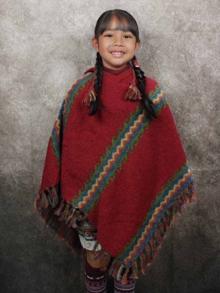 Poncho-a-capuche-pour-fille