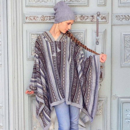 Slow-fashion-poncho-peruvien