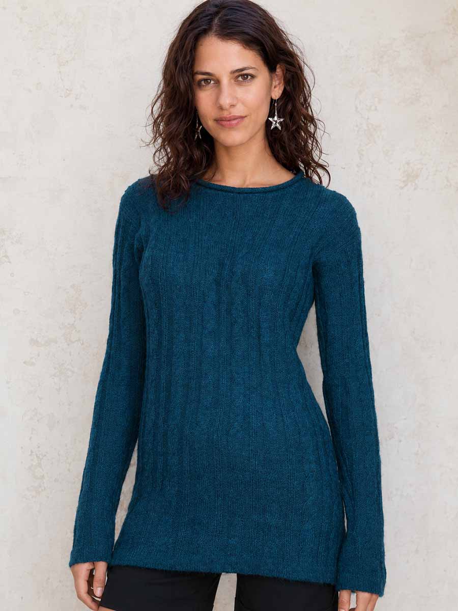 Pull long Zora en alpaga à torsades Pull long femme Zora en alpaga bleu avec motif torsadé